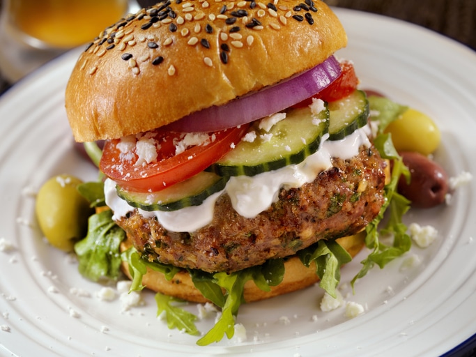 Delicious Mediterranean Turkey Burger Recipe 