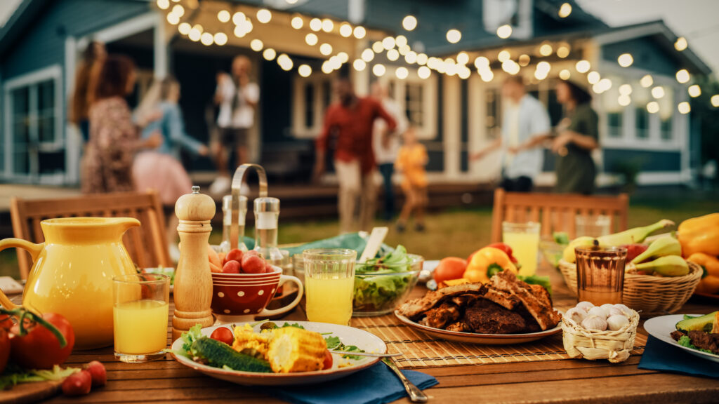 bbq grill recipes. Looking for the best seasonings? Journey Spice Co. organic spice herb seasoning available in sustainable ecofriendly paper based miniature milk cartons.